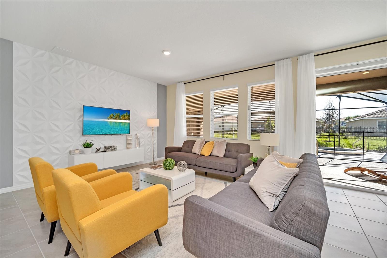 SOLTERRA PH 2D - Residential Lease