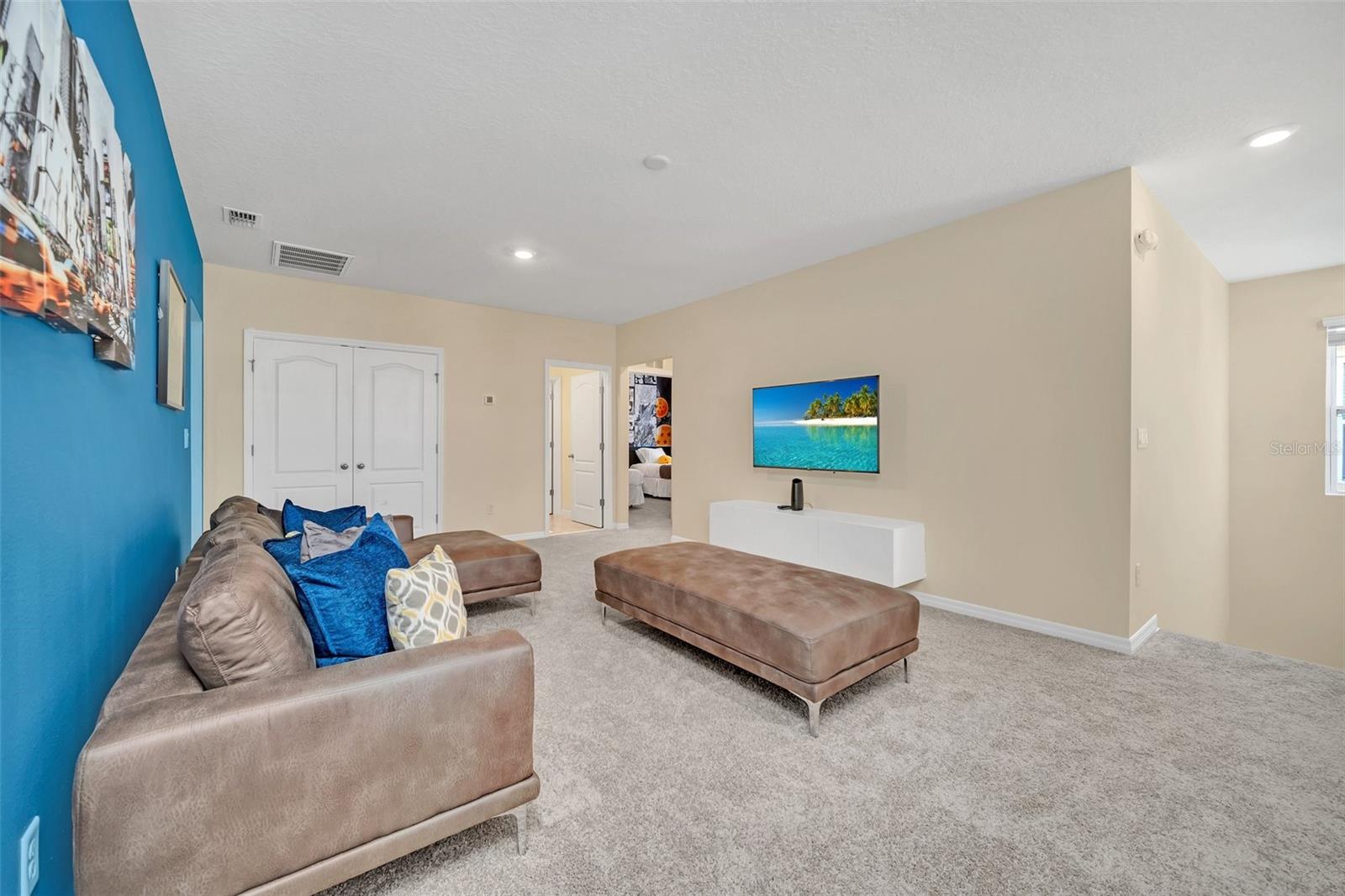 SOLTERRA PH 2D - Residential Lease