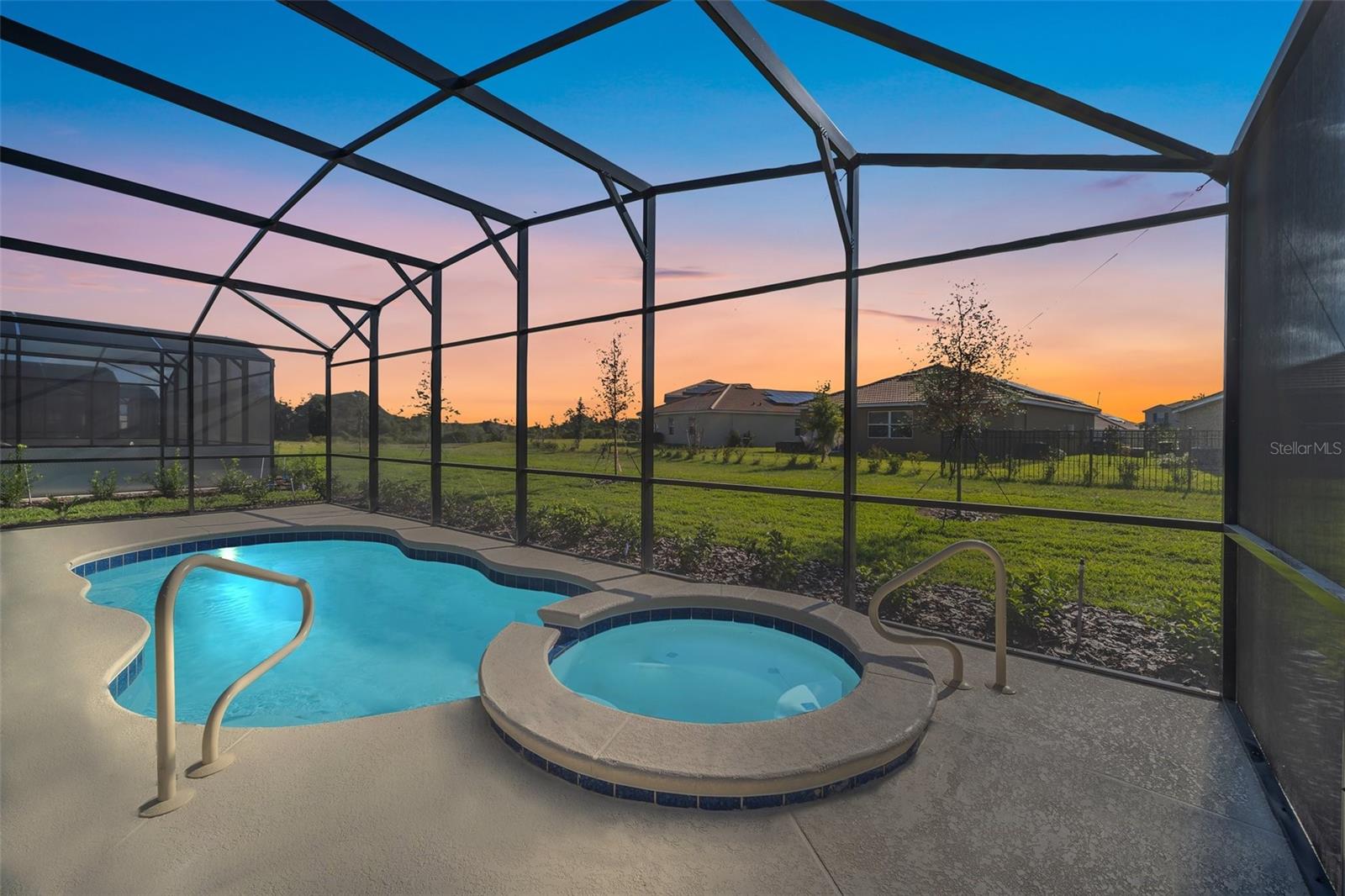 SOLTERRA PH 2D - Residential Lease