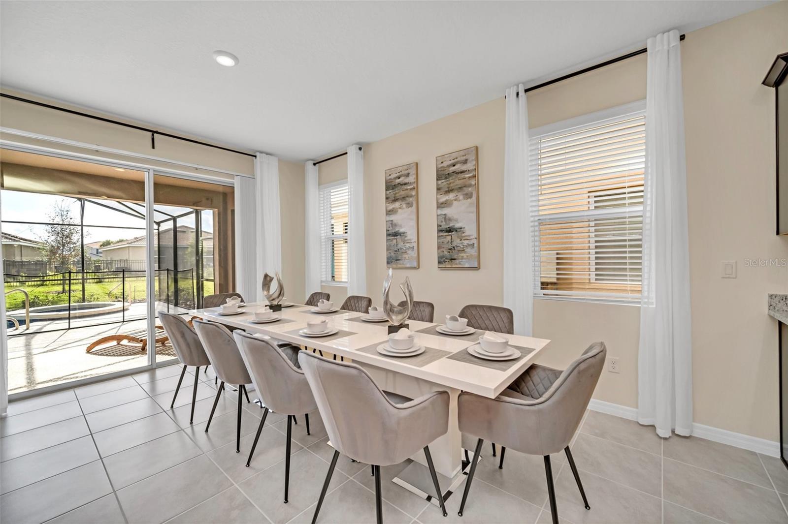 SOLTERRA PH 2D - Residential Lease