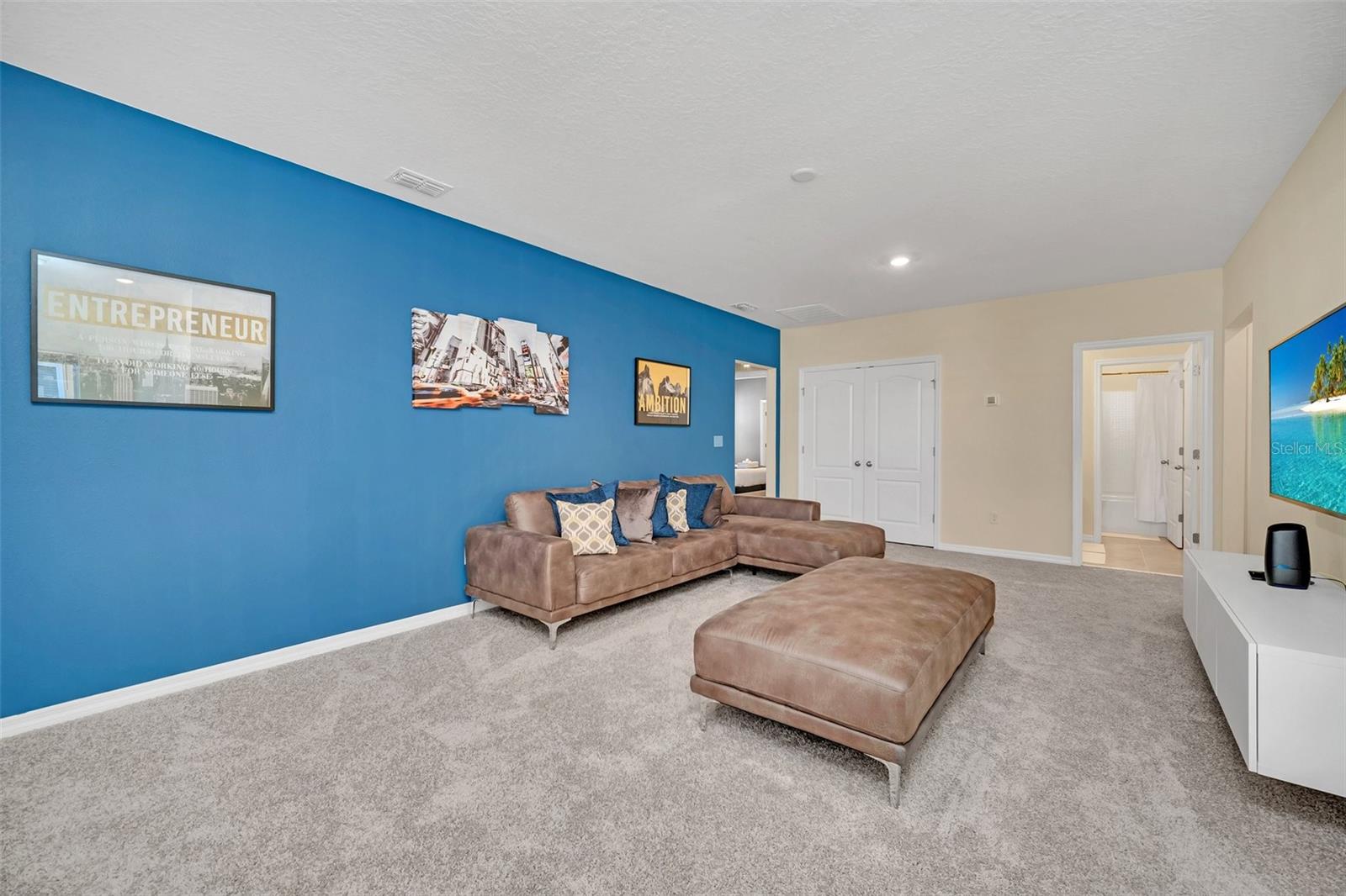 SOLTERRA PH 2D - Residential Lease