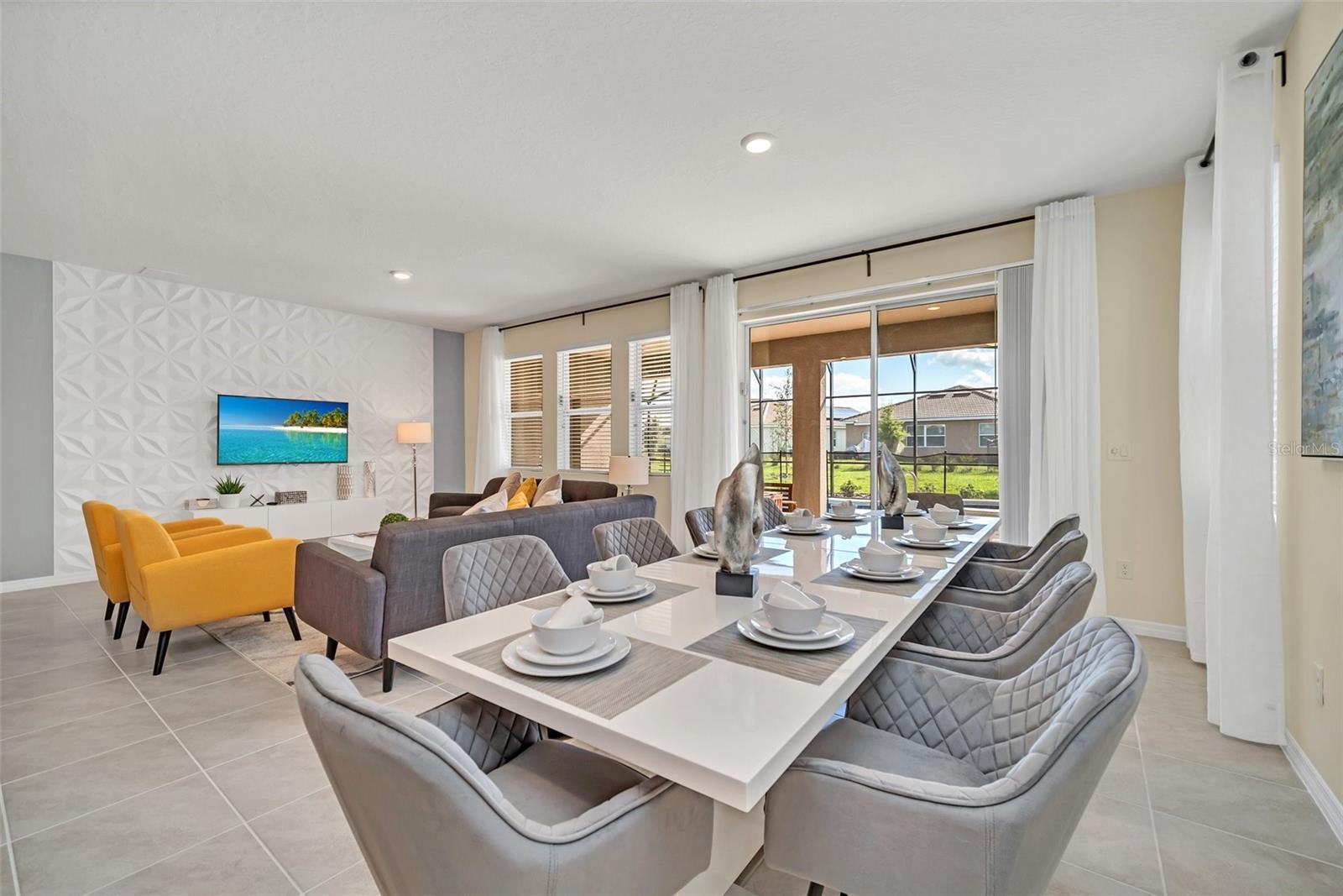 SOLTERRA PH 2D - Residential Lease