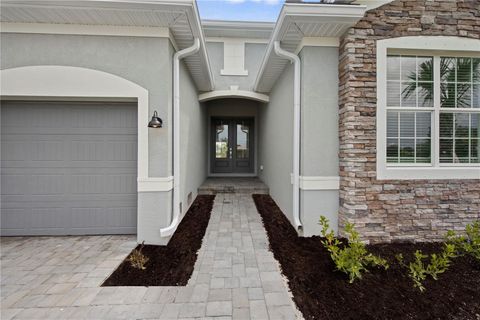 A home in PUNTA GORDA