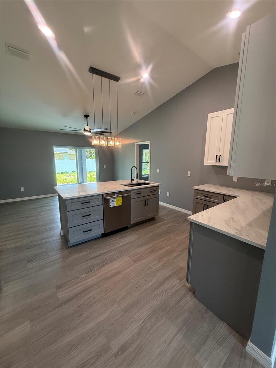 2190 PENGUIN LANE