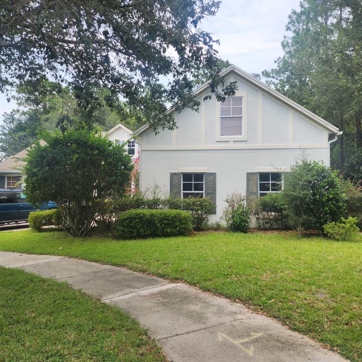 523 RIDGEWAY BOULEVARD