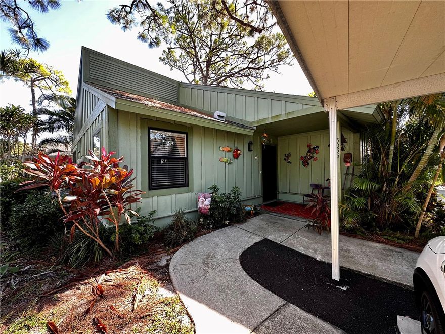 Perfectly located cozy villa in rarely available Barrington Woods with only 66 units.  This end unit boasts a, screened in lanai, dining room as well as a eat in kitchen, stacked washing and dryer, ceramic tile throughout, car port steps from your front door, and attached storage closet. The Kitchen and Bathroom have been fully remodeled.  A great winter retreat or year-round living. Barrington Woods offers a community pool with a covered cabana, pond with fountains, Florida tropical trees and foliage. Small dogs are welcome and can join you in morning walks to see the local Tropical birds or enjoy the evening sunset. Conveniently located and just minutes to the Ringling Museum & Asolo Theater, Downtown Sarasota with an abundance of restaurants, marina and numerous cultural art venues and St Armand's Circle and Lido Beach.