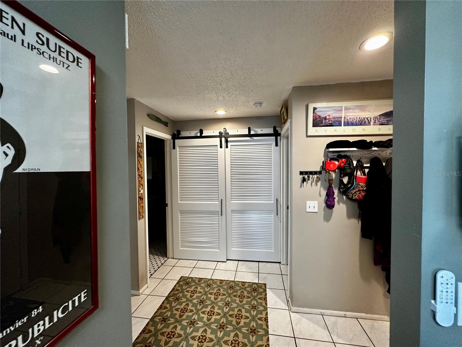 BARRINGTON WOODS - Residential