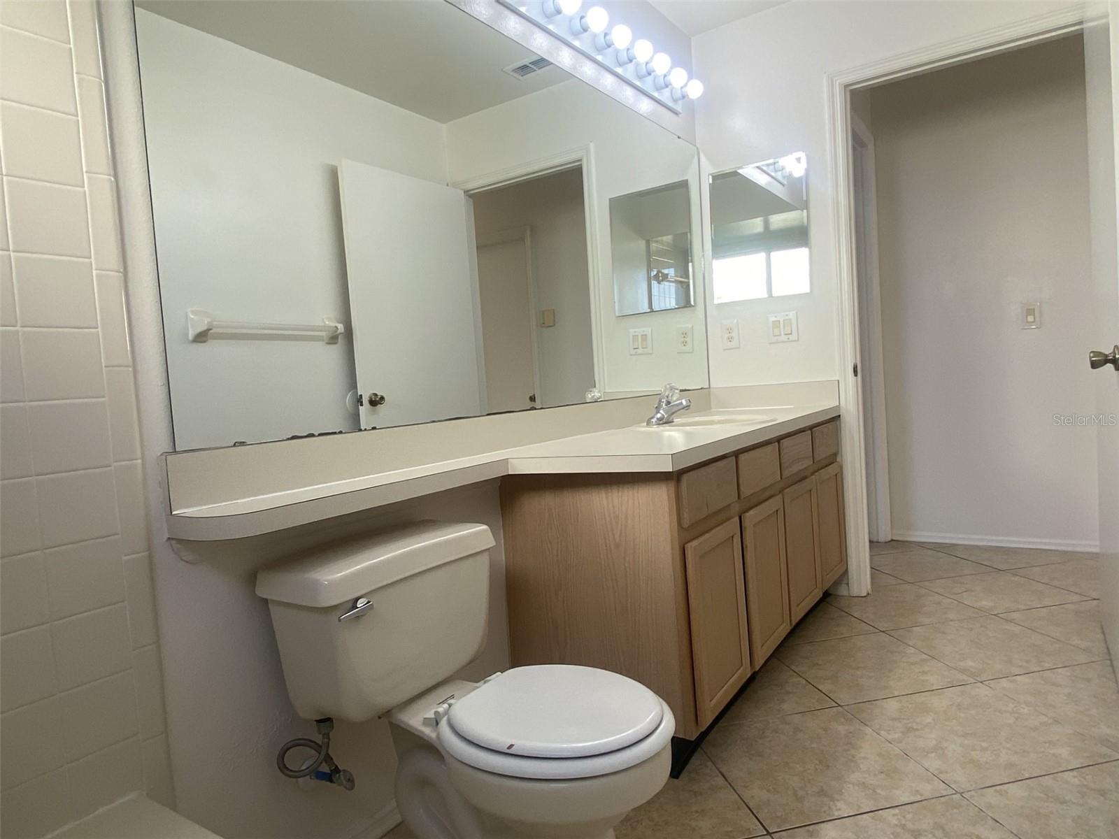 GREENPOINTE - Residential