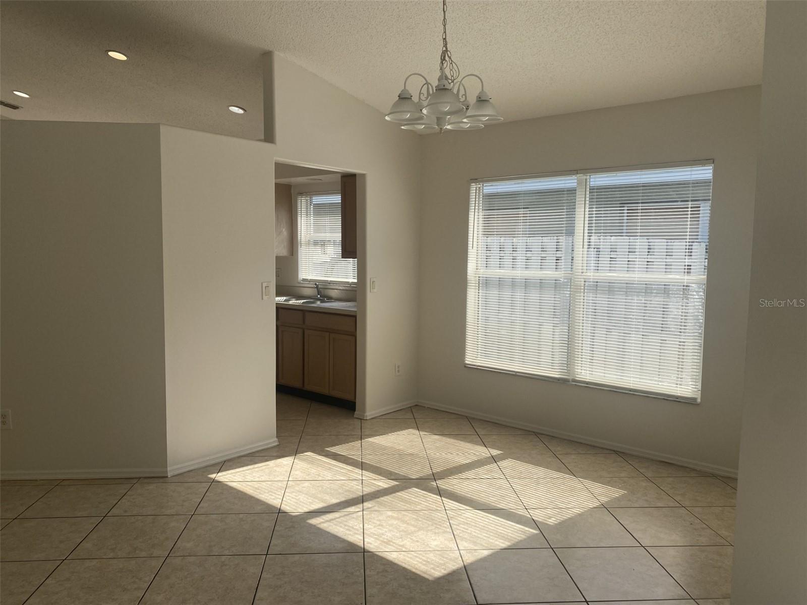 GREENPOINTE - Residential