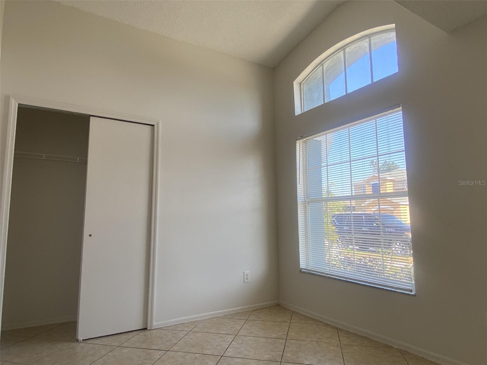 GREENPOINTE - Residential