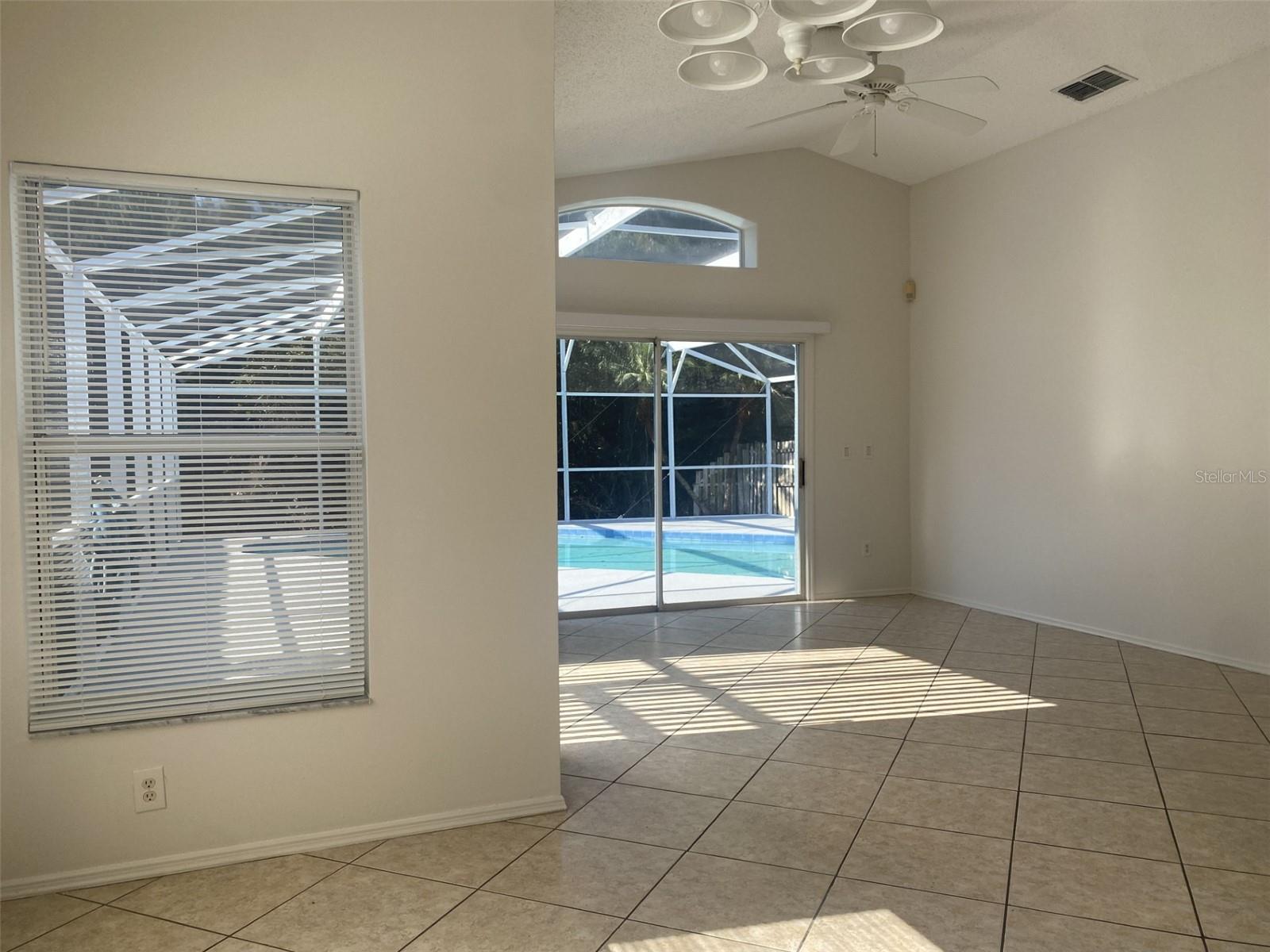 GREENPOINTE - Residential