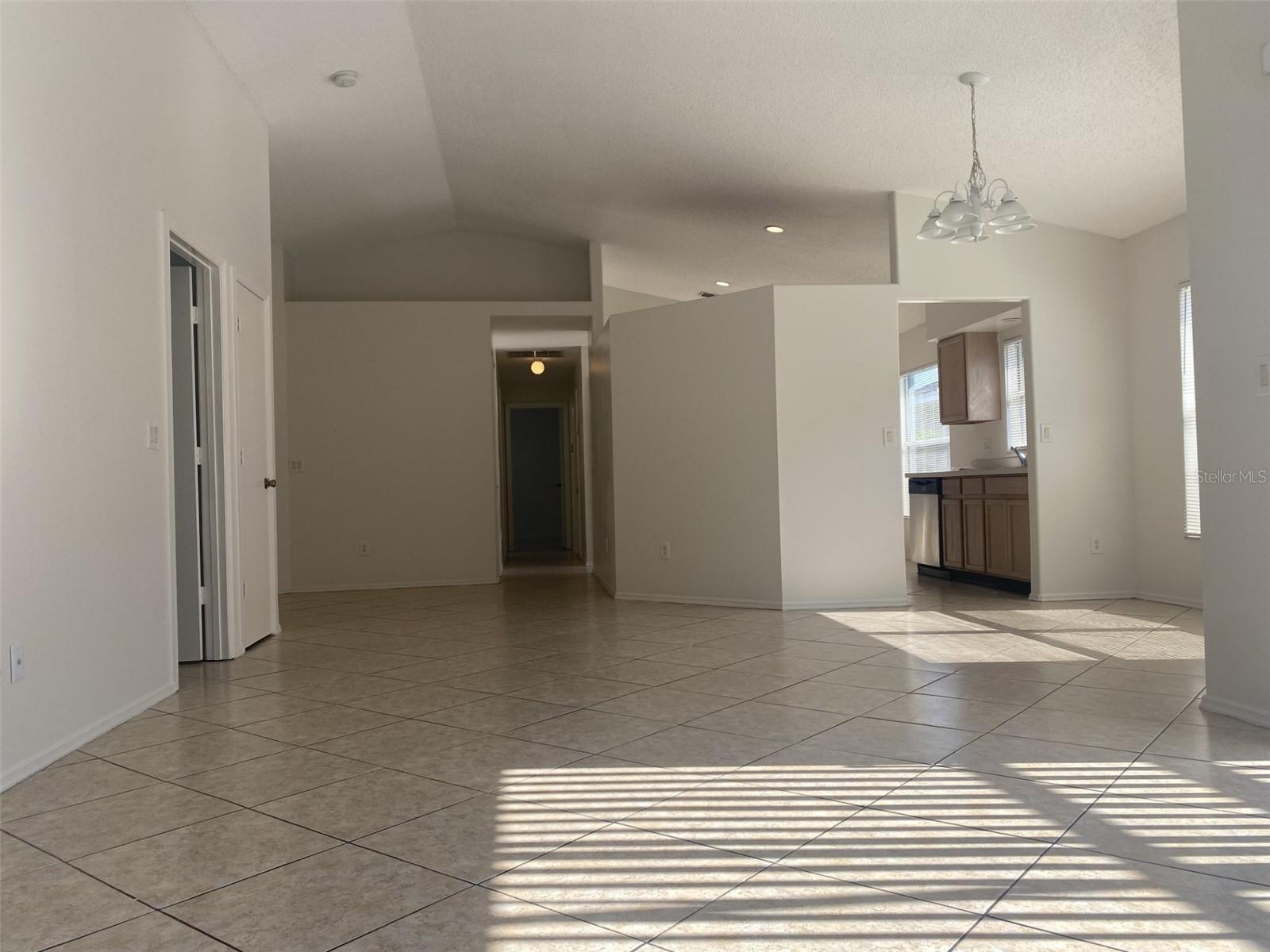 GREENPOINTE - Residential