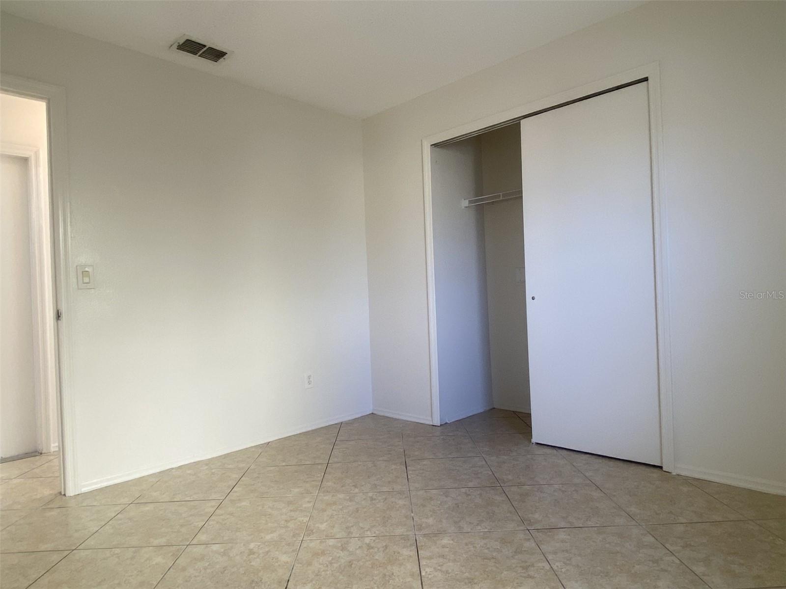 GREENPOINTE - Residential