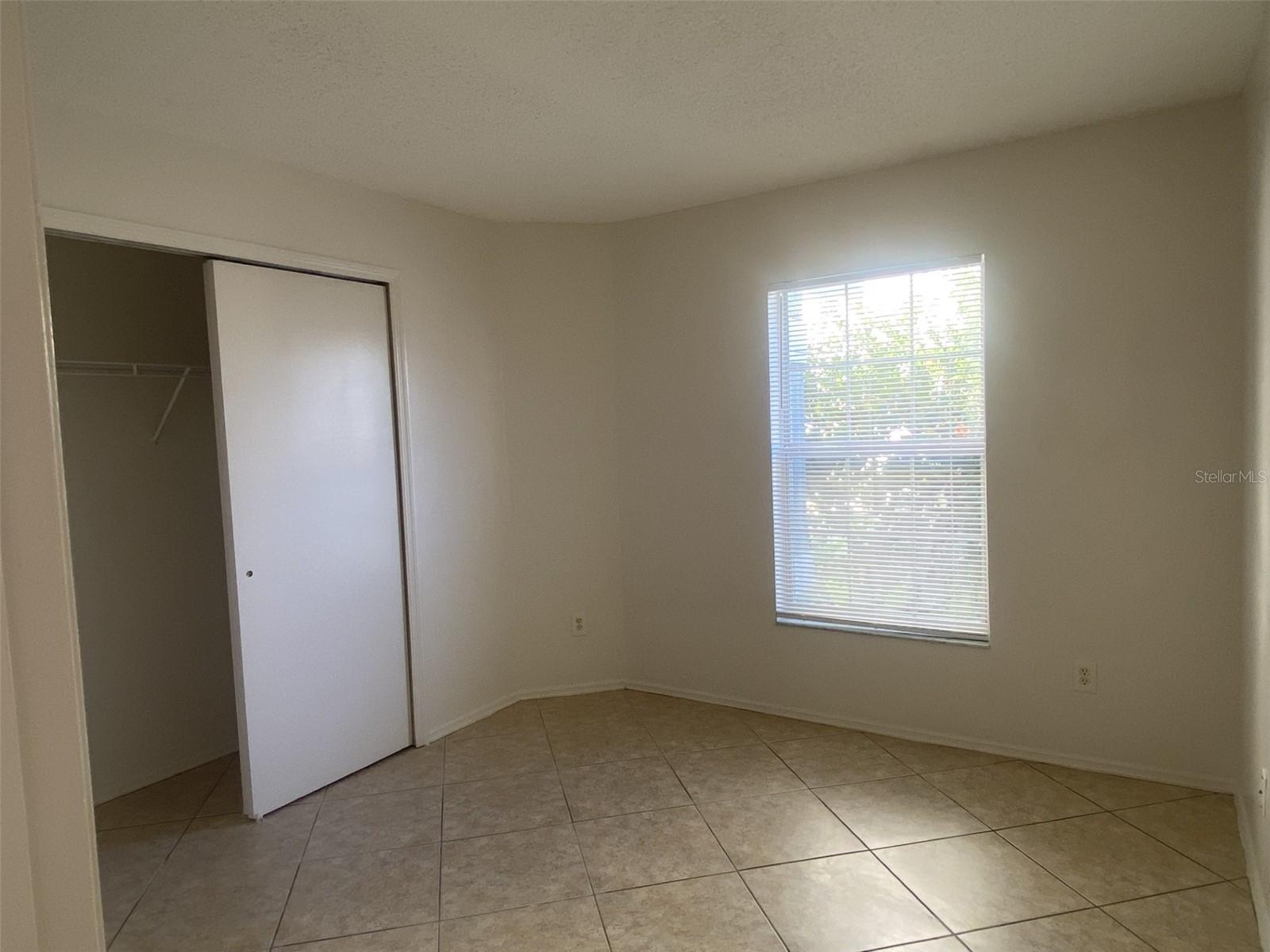 GREENPOINTE - Residential