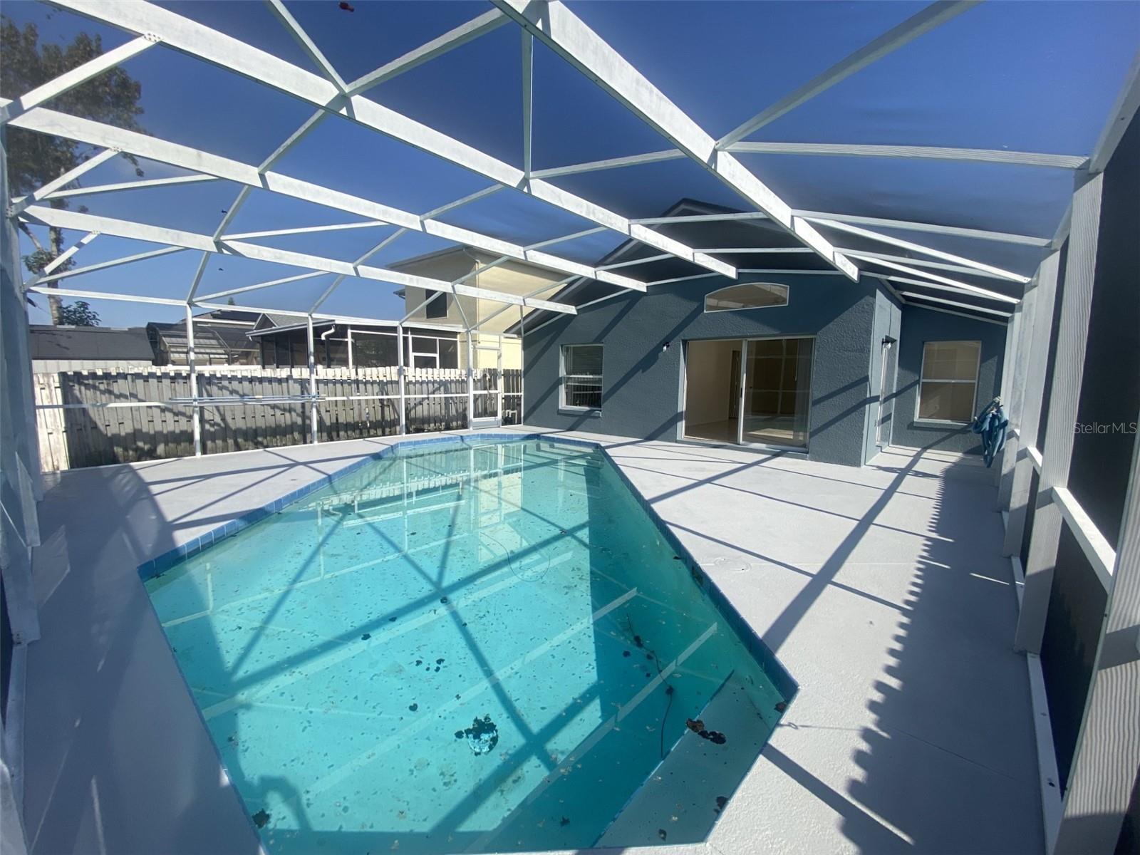 GREENPOINTE - Residential