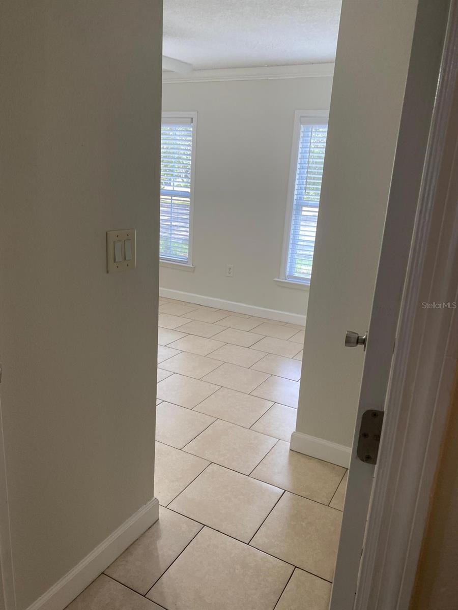 MIRIADA CONDO - Residential Lease