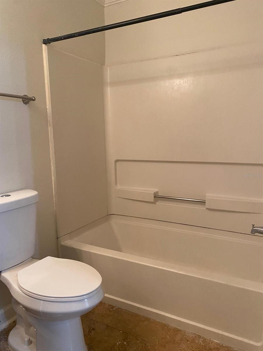 MIRIADA CONDO - Residential Lease