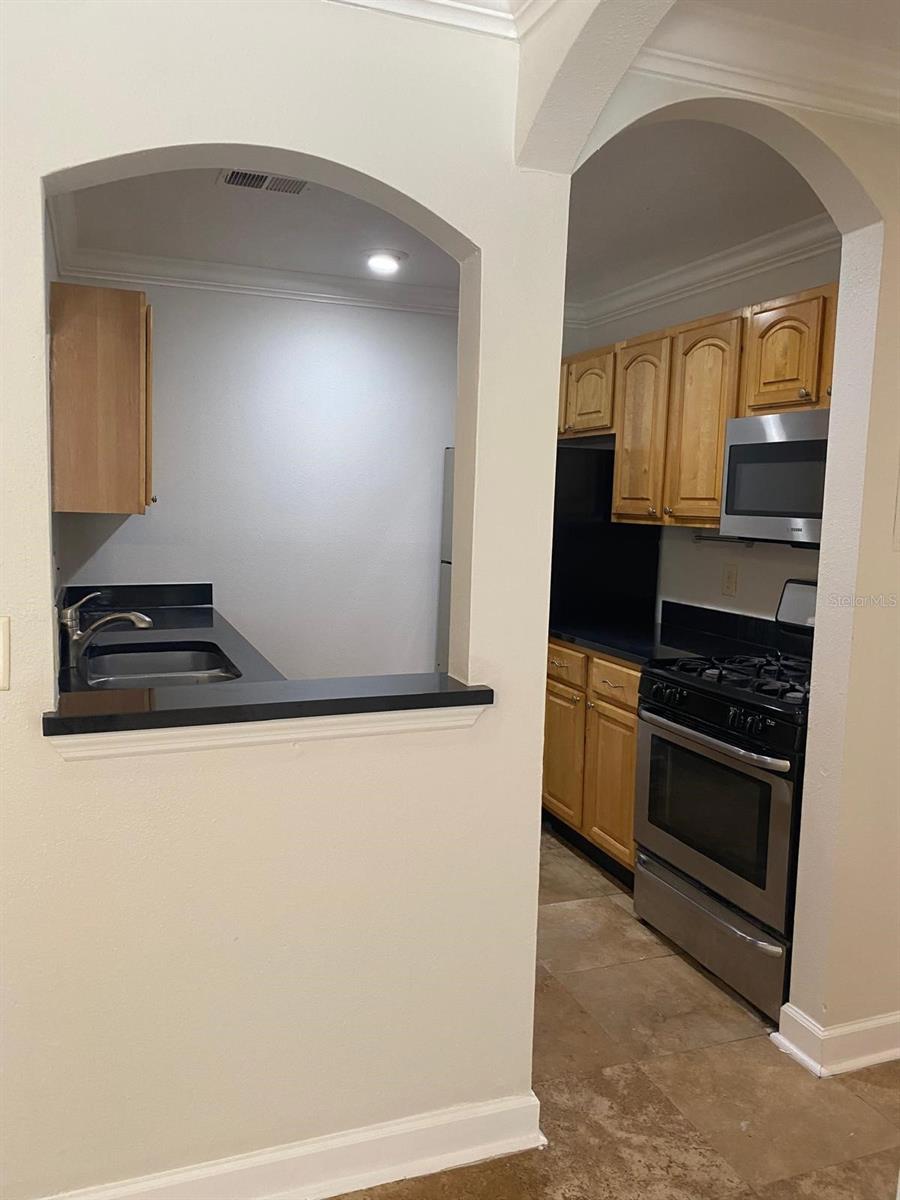 MIRIADA CONDO - Residential Lease