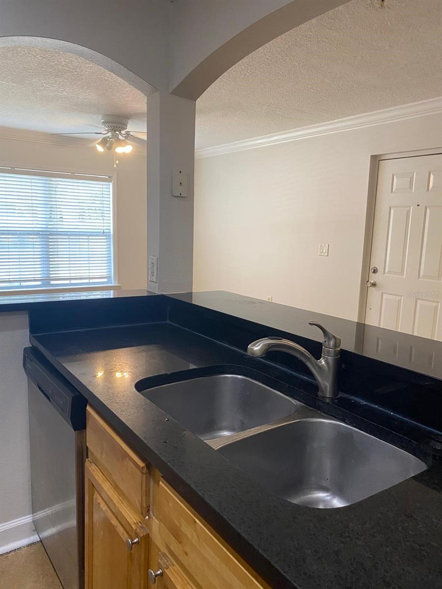 MIRIADA CONDO - Residential Lease