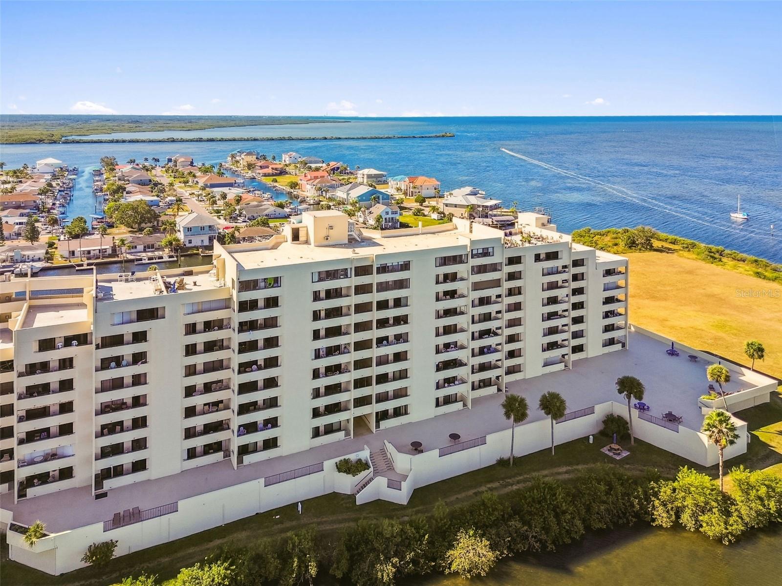 GULF ISLAND BEACH TENNIS - Residential