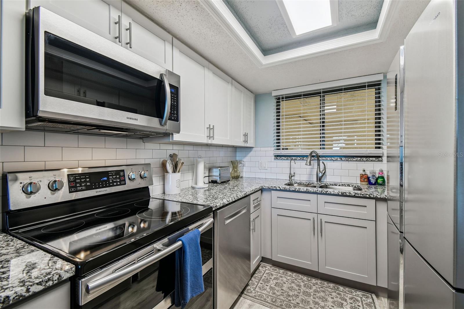 GULF ISLAND BEACH TENNIS - Residential
