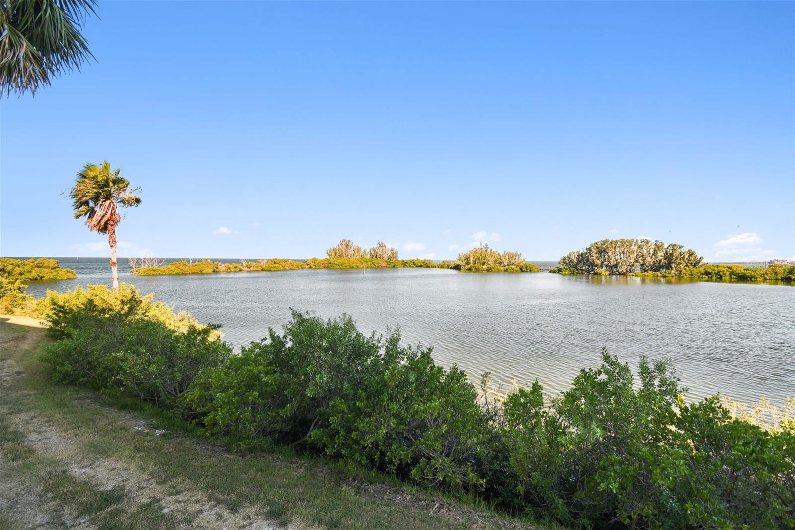 GULF ISLAND BEACH TENNIS - Residential