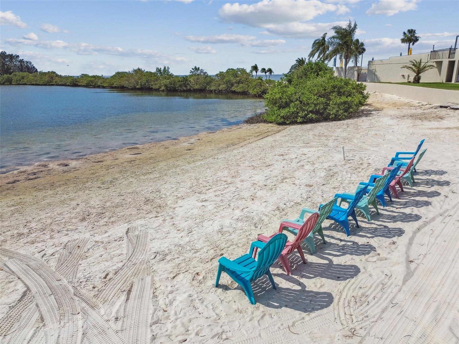 GULF ISLAND BEACH TENNIS - Residential