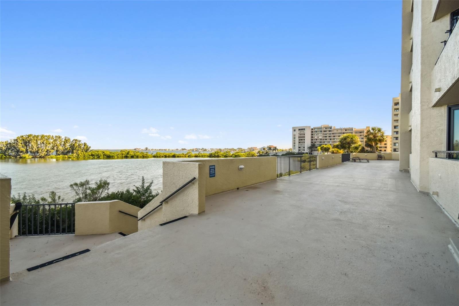 GULF ISLAND BEACH TENNIS - Residential