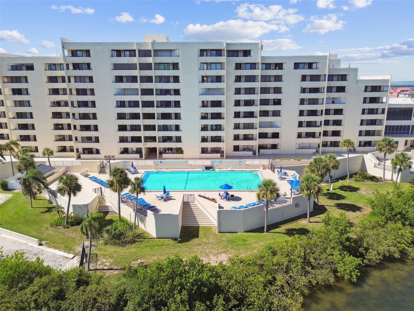 GULF ISLAND BEACH TENNIS - Residential