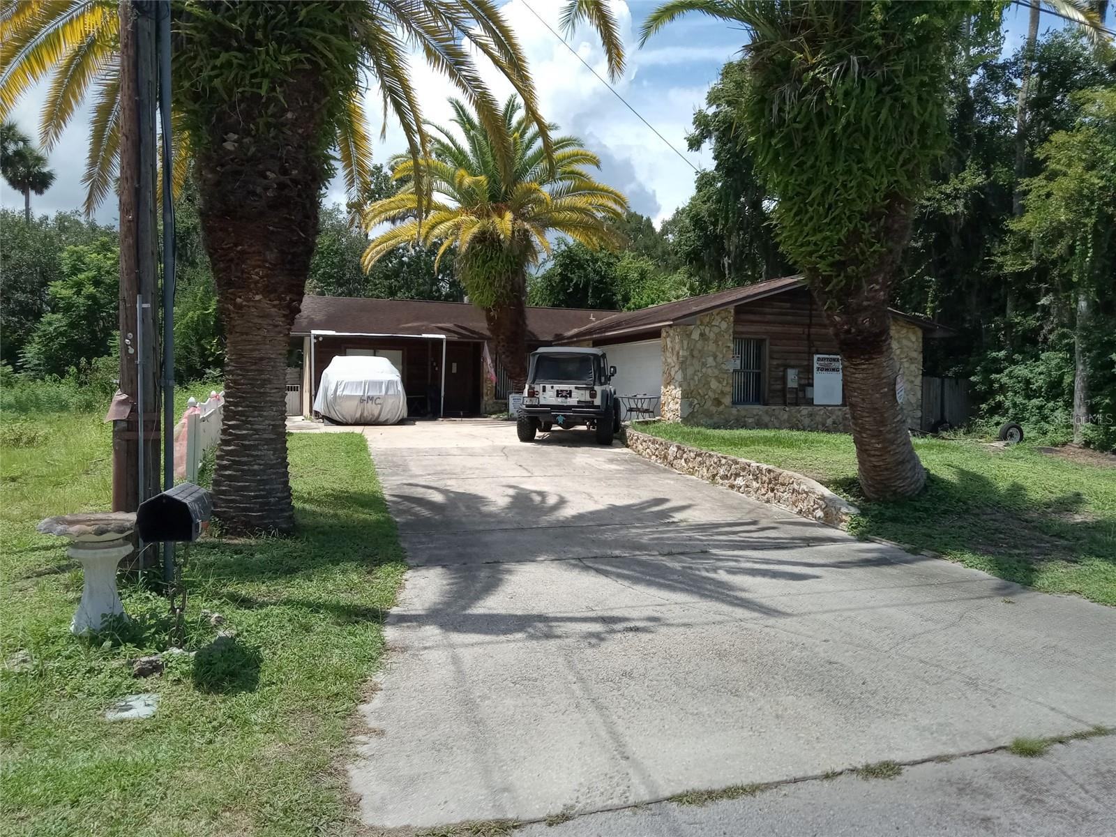 Perfect Home Just Minutes from the Beach!
This clean and well-maintained home sits on a spacious 60x150 lot with city water and a long 60 ft concrete driveway—perfect for extra parking. Inside you’ll find 3 bedrooms, 2 baths, and a 2.5-car garage with a convenient laundry area. Enjoy cozy evenings by the fireplace and year-round comfort with the 3.5-ton HVAC heat pump.
Recent upgrades include a brand-new hot water tank.
Location is everything—just 5 miles from world-famous Daytona Beach, 3 miles from the boardwalk, shopping, and amusements, and a short walk to Winn Dixie and bus routes. Quick access to I-95 makes commuting simple.
Take advantage of special financing options—low-down programs are available for qualified buyers of all ages, and those age 62+ can purchase with as little as 65% down and live mortgage-payment-free for life.
Don’t miss this opportunity to own a well-cared-for home close to everything Daytona has to offer!