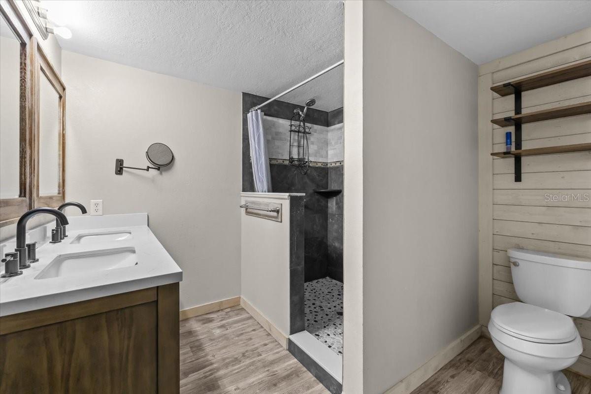 UNPLATTED - Residential