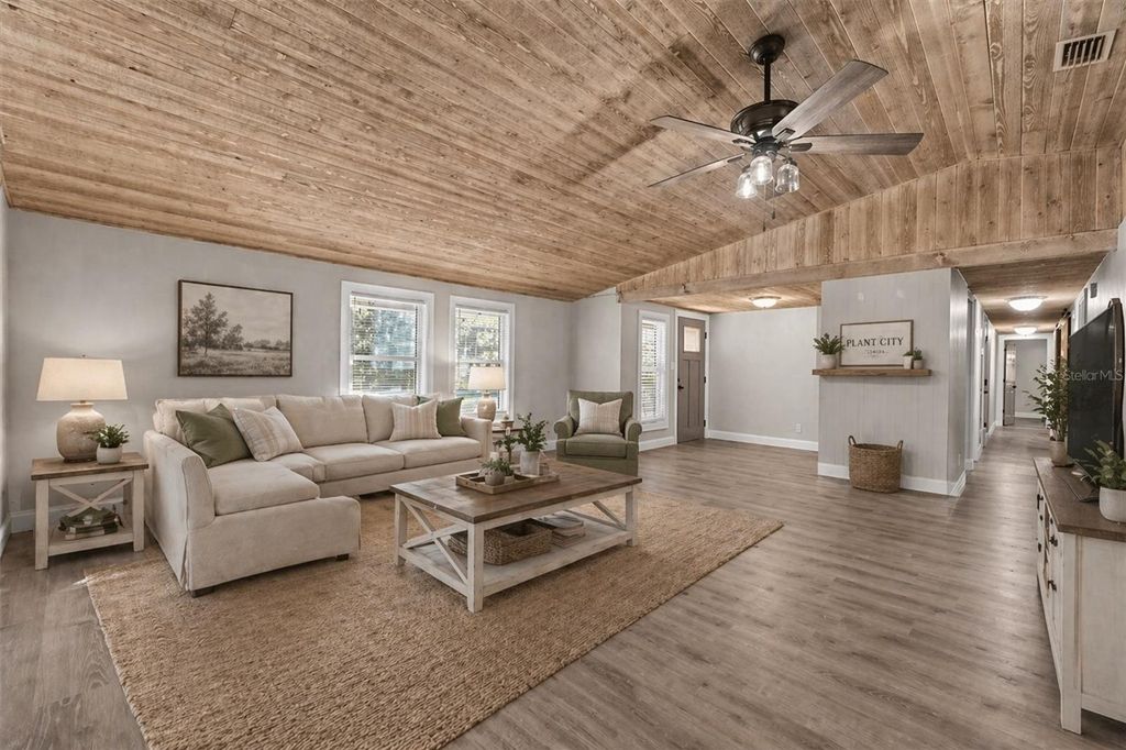 Photo of 4805 Cooper Road, Plant City, FL 33565 (MLS # TB8451075)