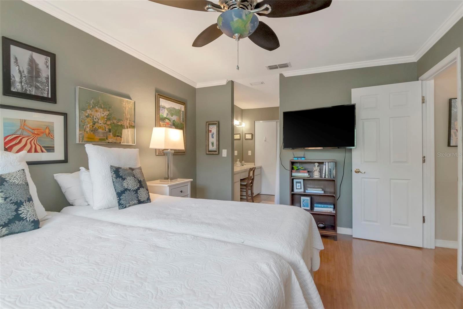 PLAZA VILLAS ONE CONDO - Residential