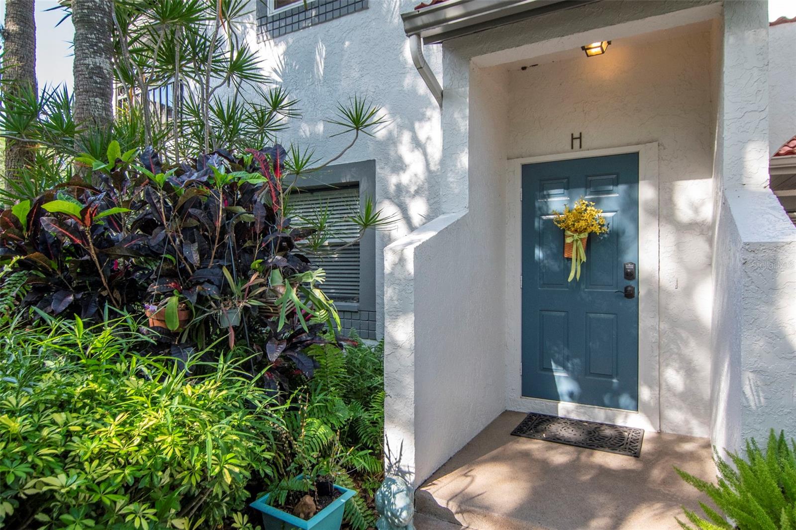 PLAZA VILLAS ONE CONDO - Residential