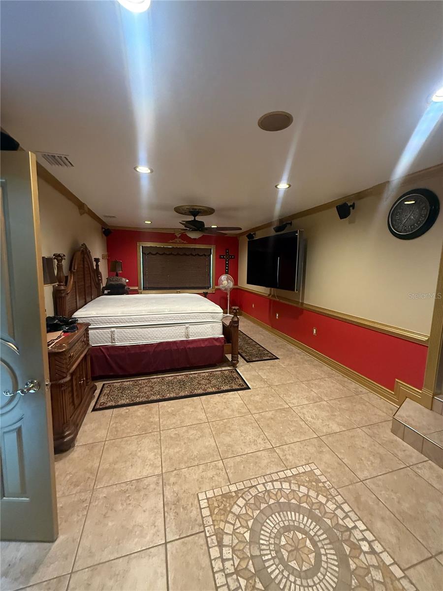 UNPLATTED - Commercial Sale