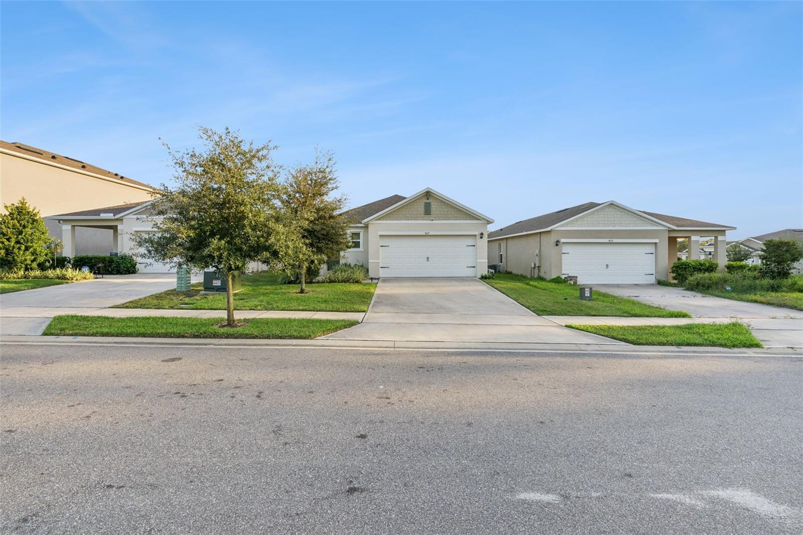 407 CHARLOTTE WAY