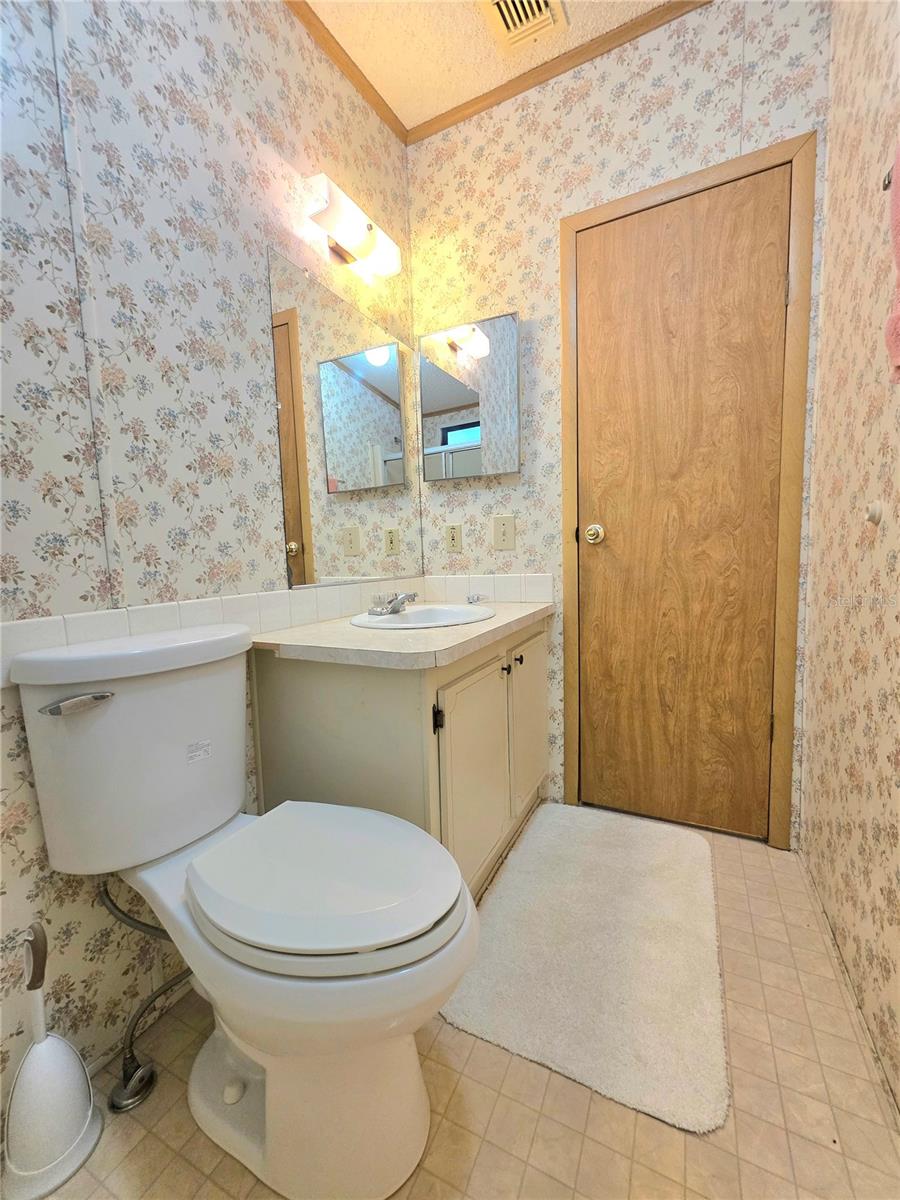 LAKE BETMAR ESTS UNITS 3-4-5 - Residential