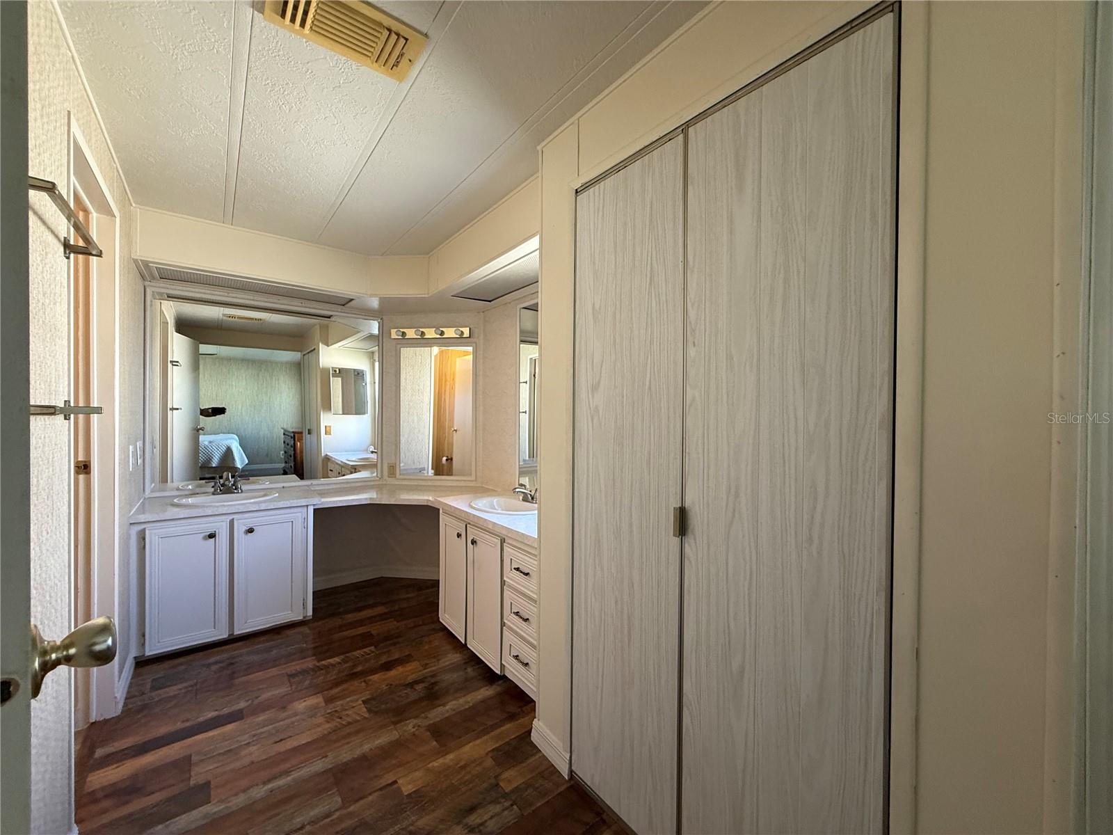 TIMBERWOODS ESTATES - Residential