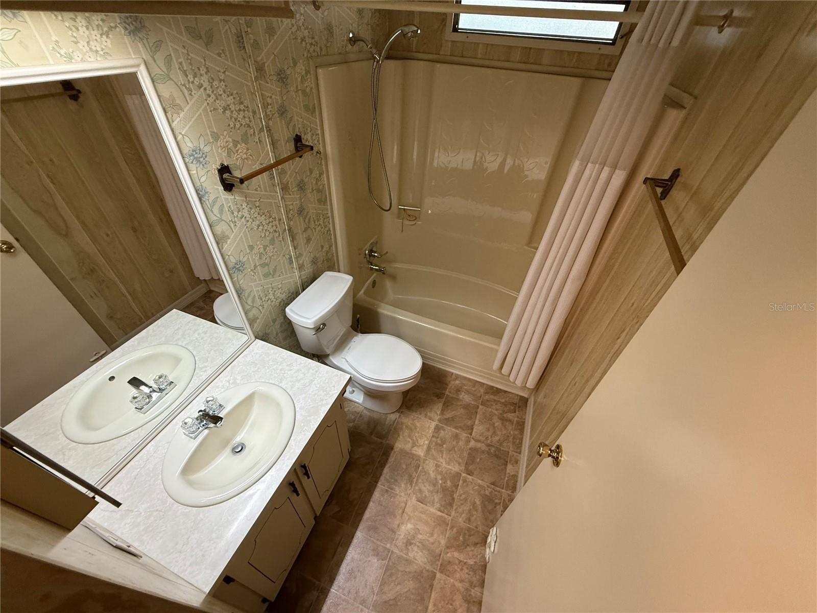 TIMBERWOODS ESTATES - Residential