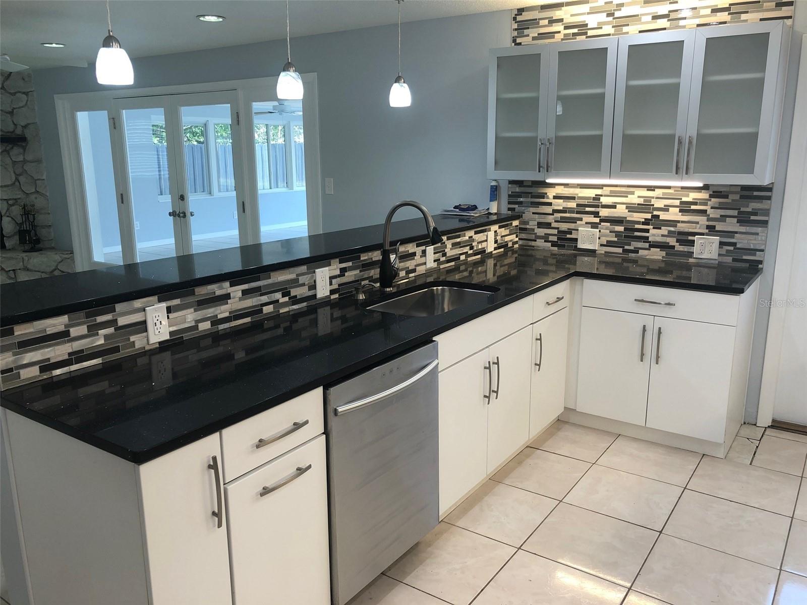 SANLANDO SPGS - Residential Lease