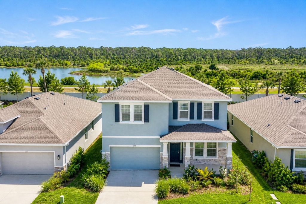 Photo of 5715 Woodland Sage Drive, Sarasota, FL 34238 (MLS # A4689452)