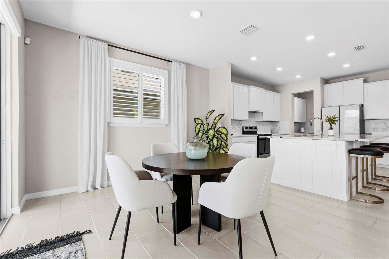 PROMENADE ESTATES PH 2 - Residential