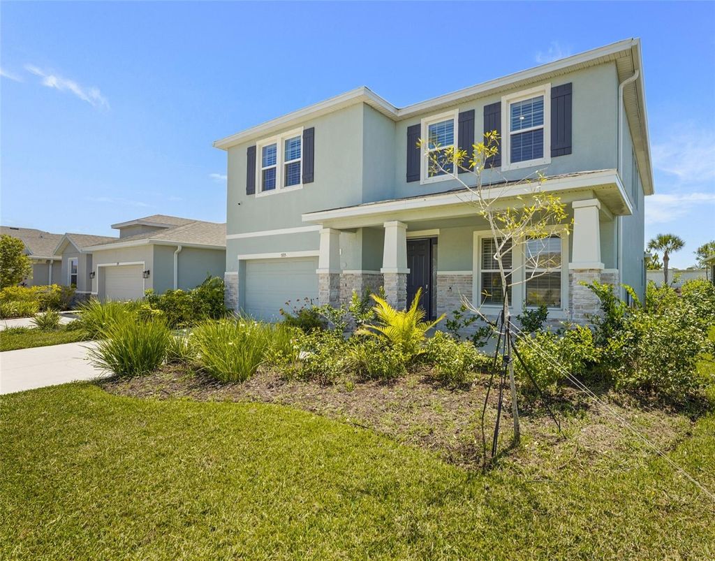 Photo of 5715 Woodland Sage Drive, Sarasota, FL 34238 (MLS # A4689452)