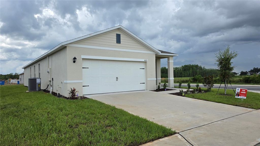Photo of 4075 Limeklin Falls Loop, Davenport, FL 33837 (MLS # S5153194)