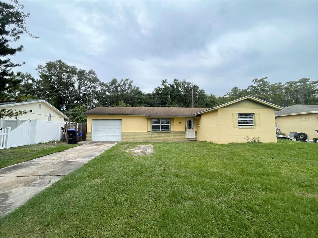 Photo of 5722 Cardinal Guard Avenue, Orlando, FL 32839 (MLS # O6353176)