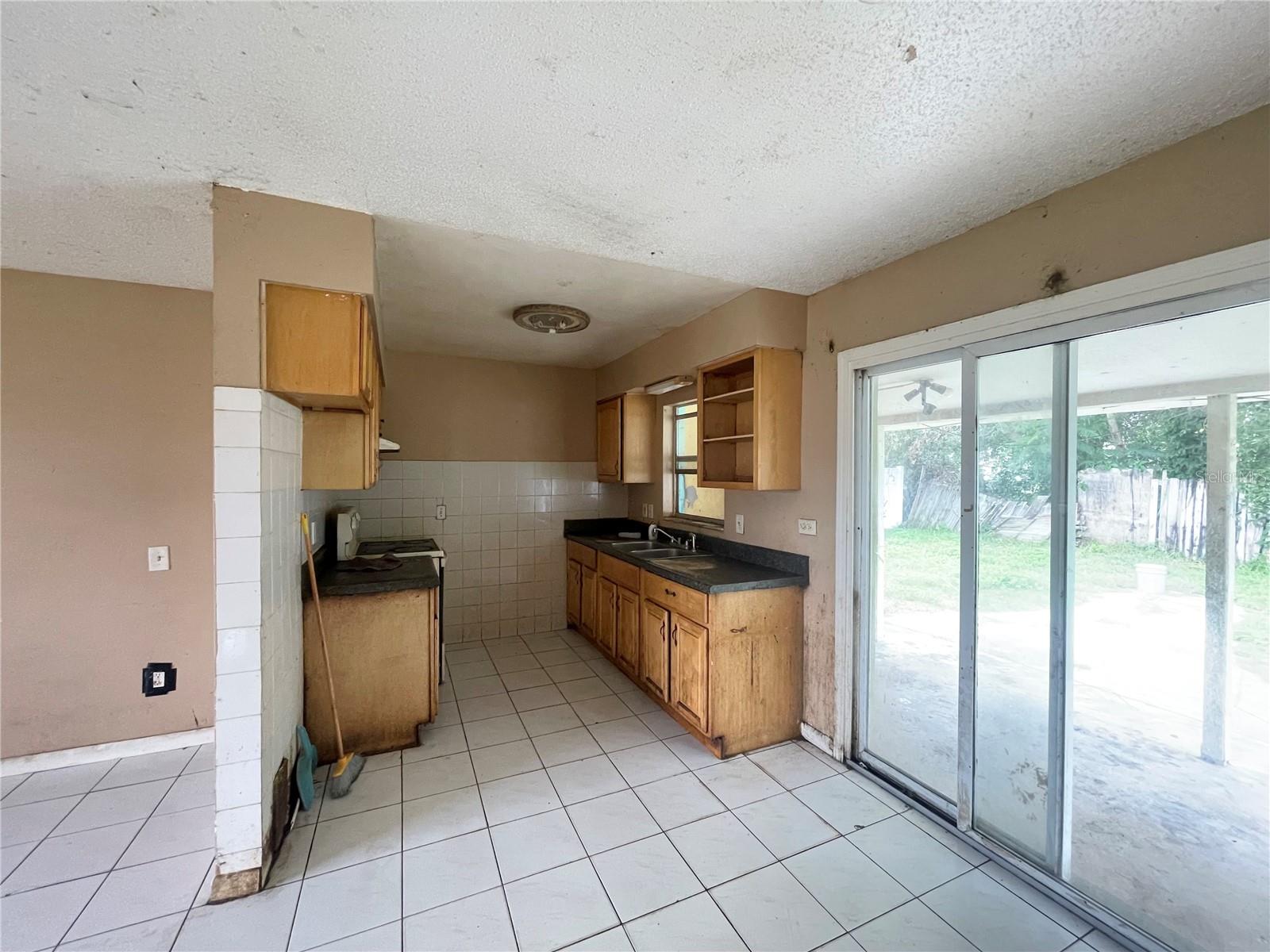 CAMELLIA GARDENS SEC 03 - Residential