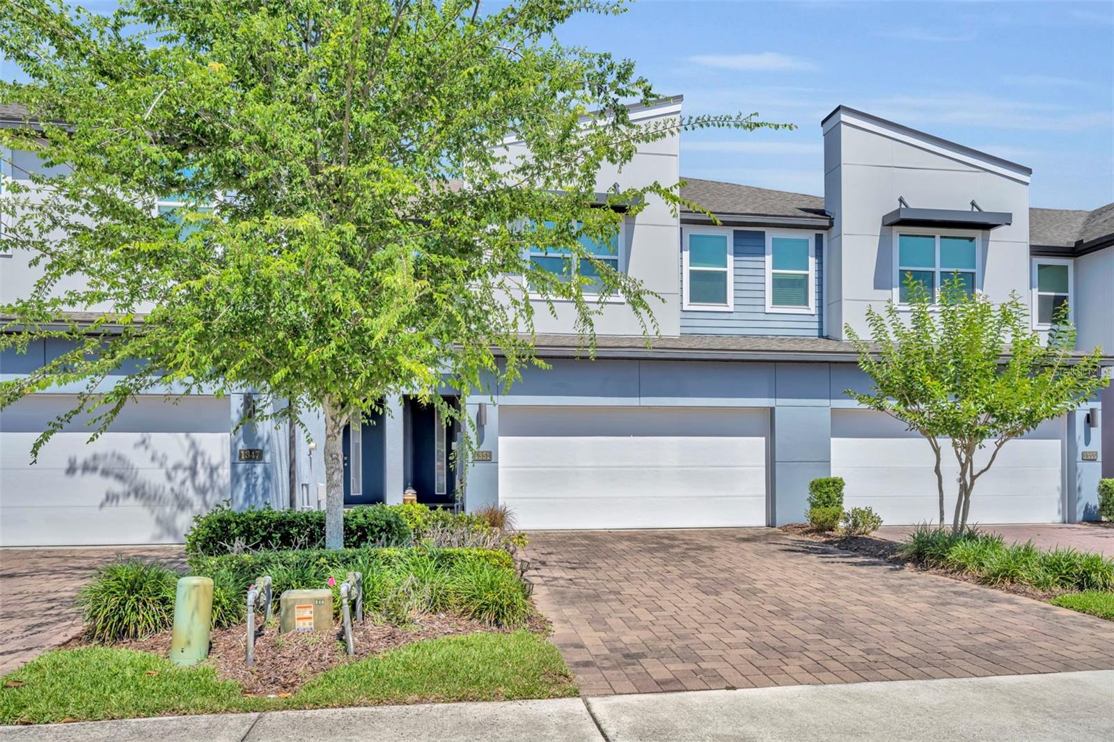 1351 MERRYDALE WAY