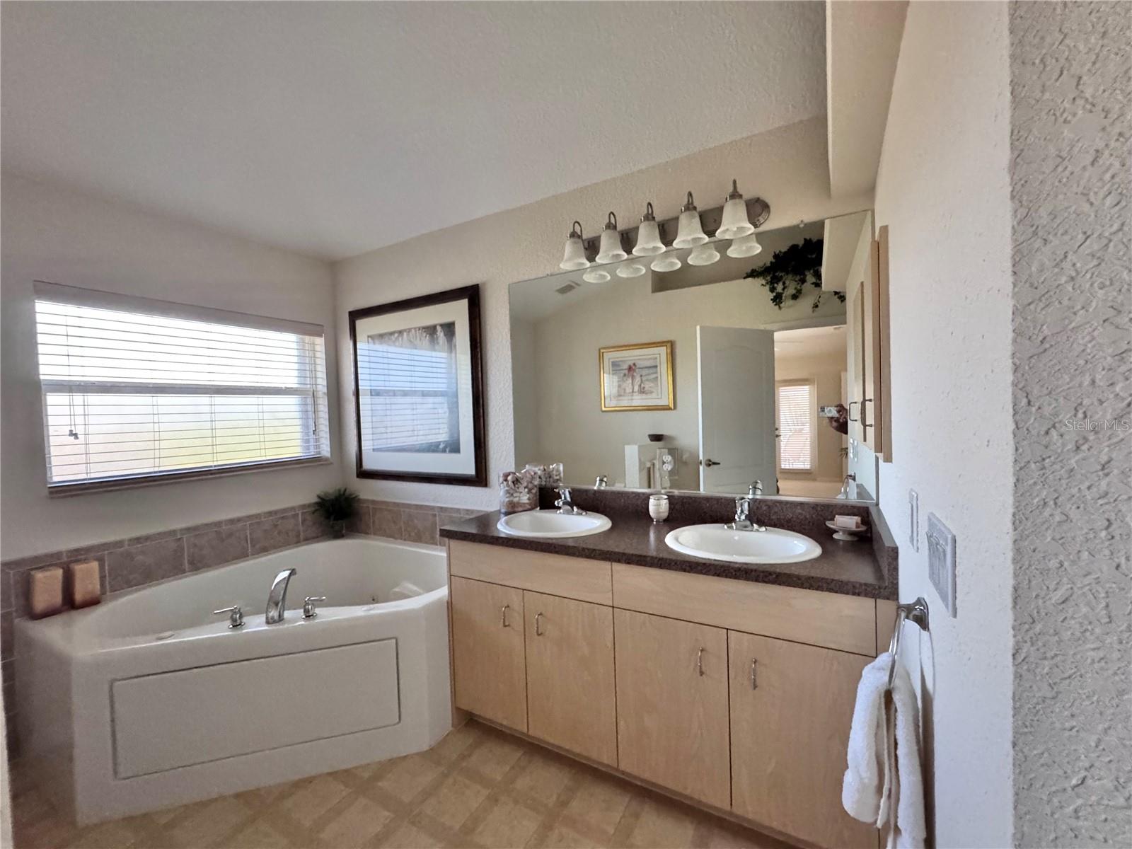 PORT CHARLOTTE L SEC 58 - Residential Lease