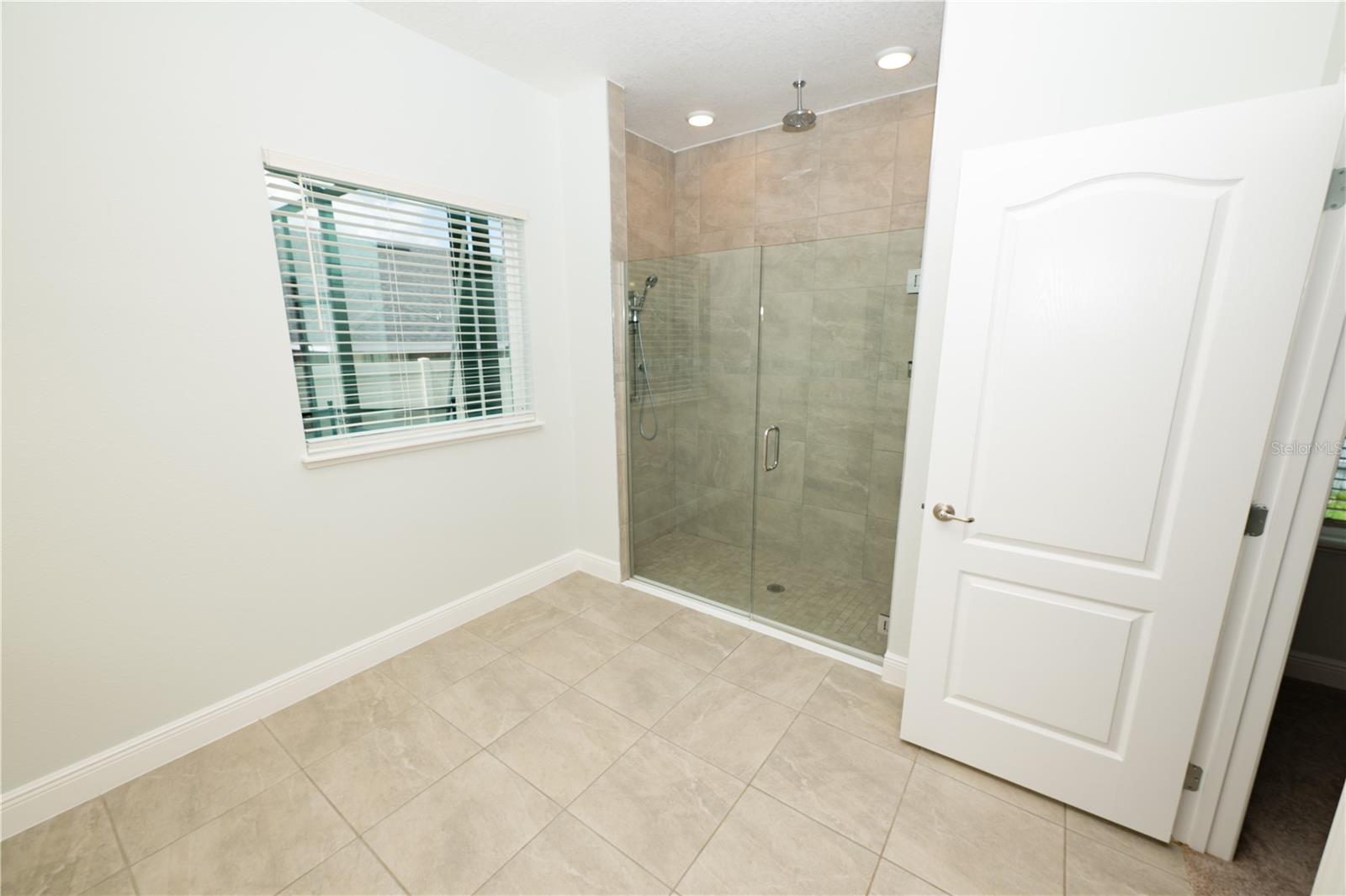 VILLA SORRENTO - Residential