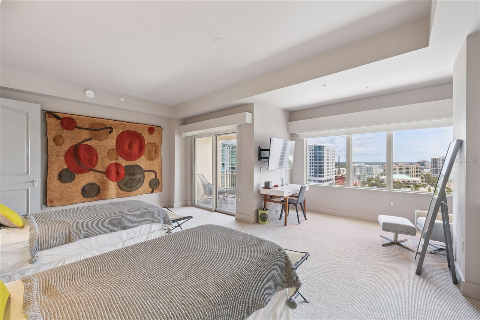 THE RESIDENCES - Residential